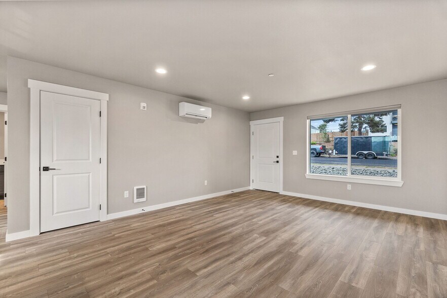 More Photos Of 303 E Broadway Ave, Montesano Apartments For Sale