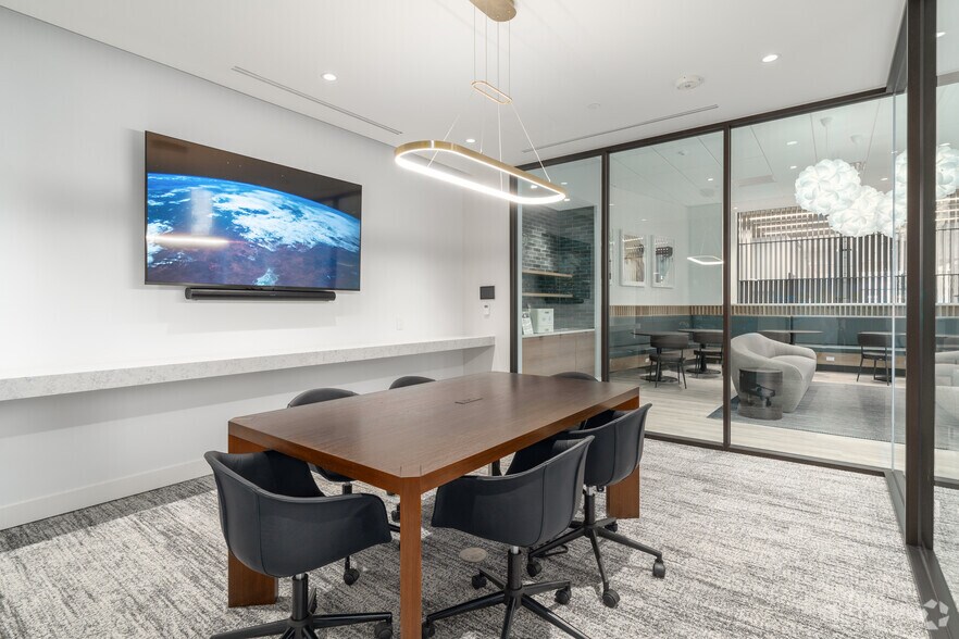More Photos Of 1701 Race St, Philadelphia Apartments For Lease