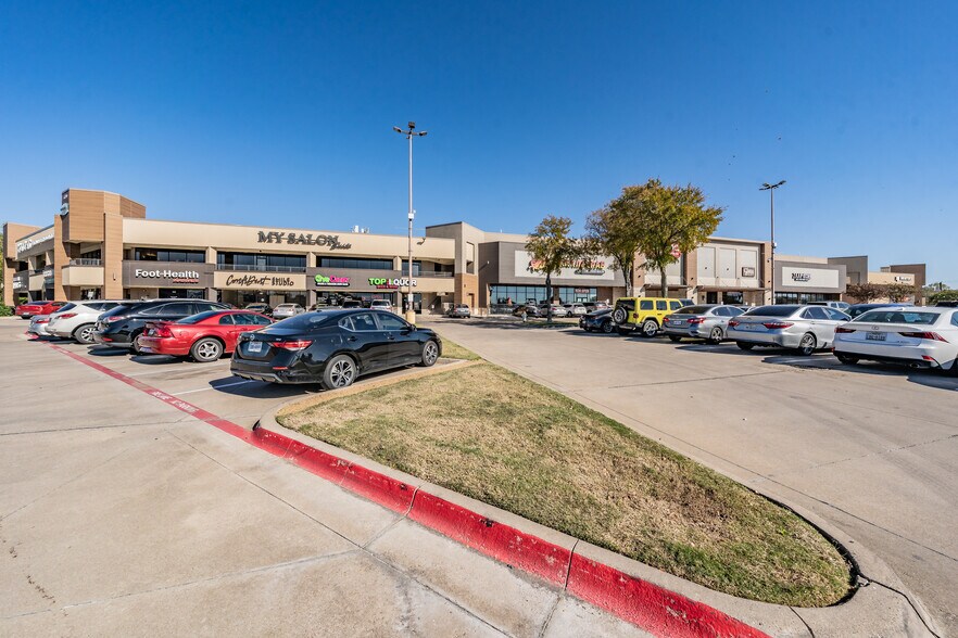 More Photos Of 6740-6780 Abrams Rd, Dallas Unknown For Lease