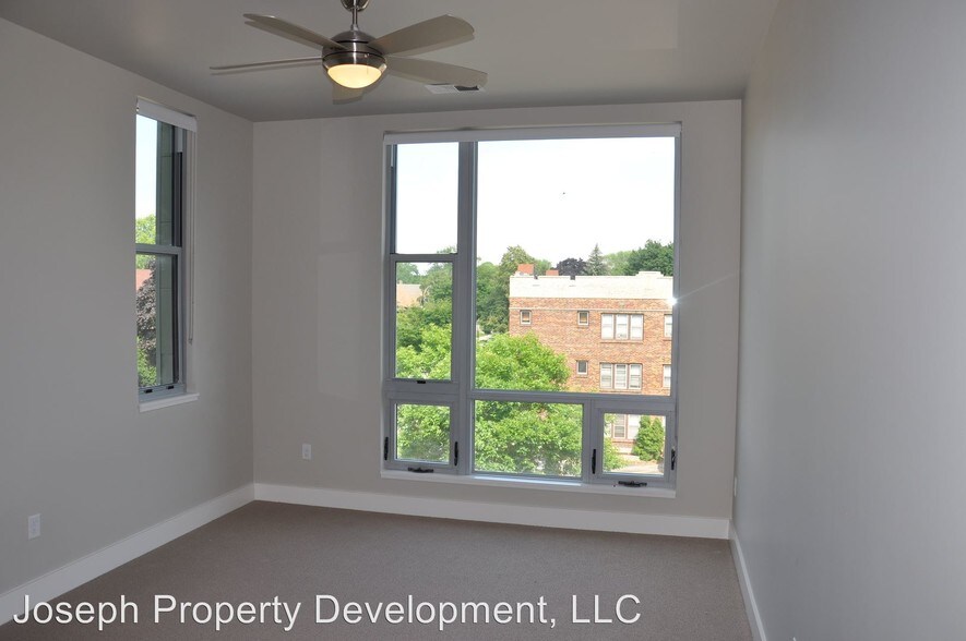 More Photos Of 4175 N Oakland Ave, Shorewood Multifamily For Sale