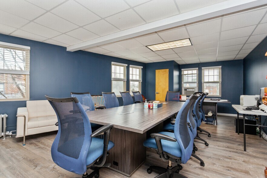 More Photos Of 434-440 White Plains Rd, Eastchester Apartments For Lease
