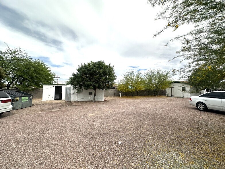 More Photos Of 50 W 32nd St, Tucson Apartments For Sale