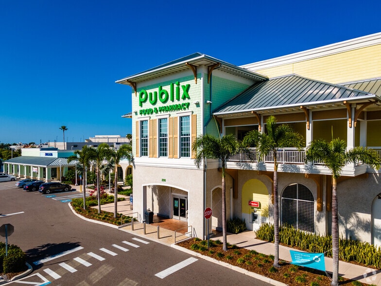 More Photos Of 104-200 Island Way, Clearwater Unknown For Sale