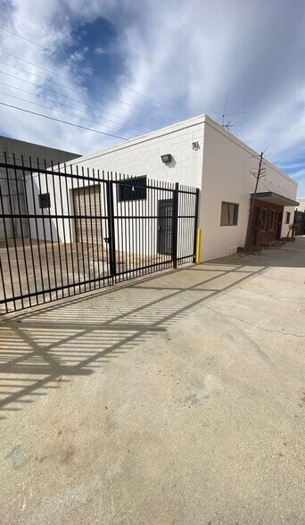 More Photos Of 4417-4419 Rowland Ave, El Monte Warehouse For Lease