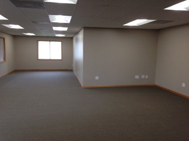 More Photos Of 2619 Coon Rapids Blvd NW, Coon Rapids Office For Lease