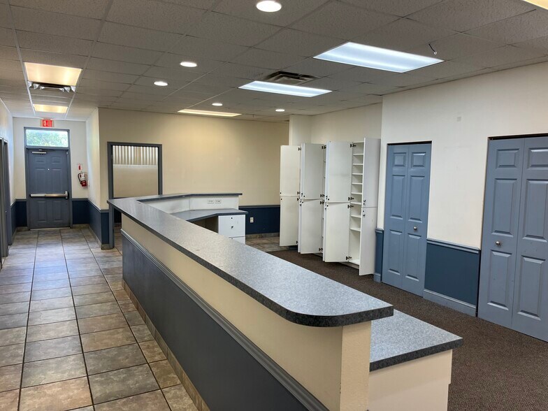 More Photos Of 1750 N 50th St, Tampa Daycare Center For Lease