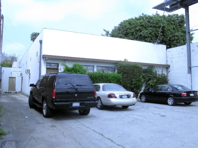 Primary Photo Of 2745 W Temple St, Los Angeles Manufacturing For Sale