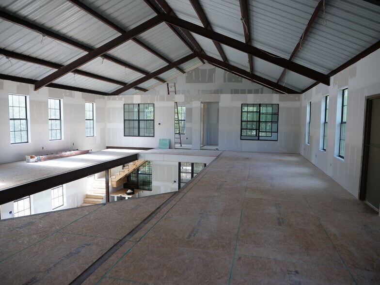 More Photos Of 2529 Sciaaca Rd, Spring Office For Sale