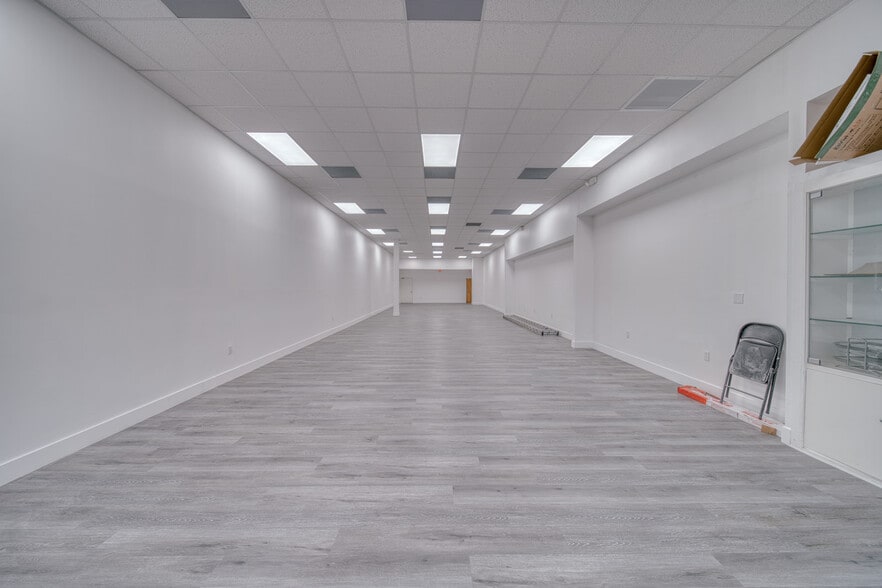 More Photos Of 15801 S Dixie Hwy, Miami Unknown For Lease