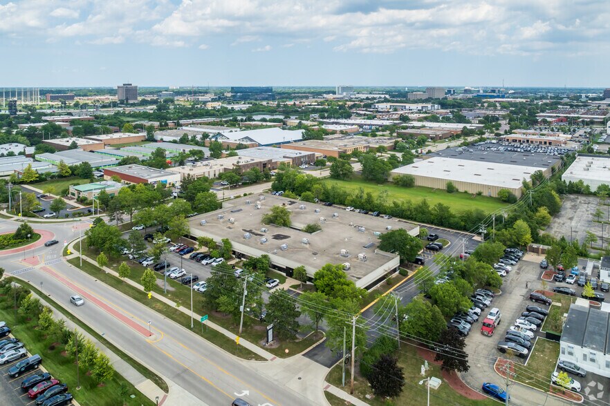 More Photos Of 1251 N Plum Grove Rd, Schaumburg Office For Lease