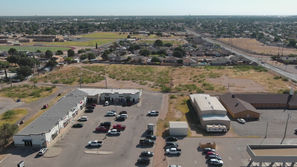 More Photos Of 2260 Linda Ave, Odessa Storefront For Lease