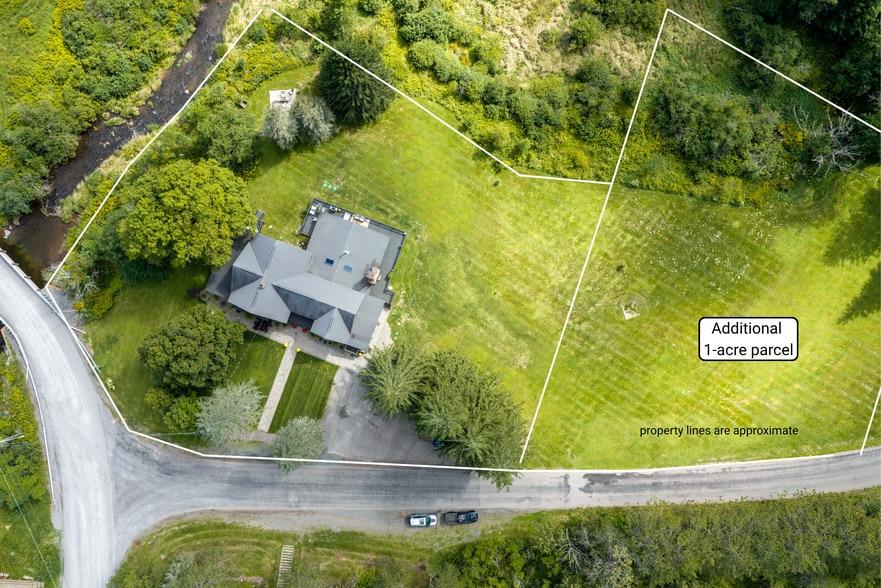More Photos Of 770 John Shultis Rd, Denver Specialty For Sale