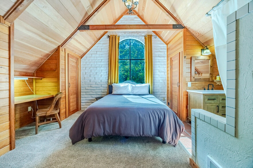 More Photos Of 1820 E 28th Ave, Eugene Multifamily For Sale