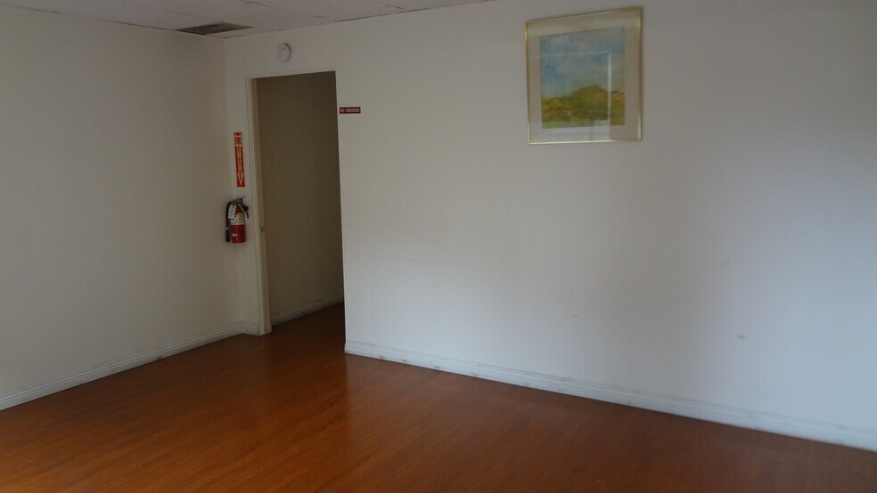 More Photos Of 4160 Verdugo Rd, Los Angeles Office For Sale
