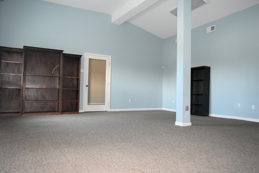More Photos Of 13 E Catherine St, Nyack Loft Creative Space For Lease