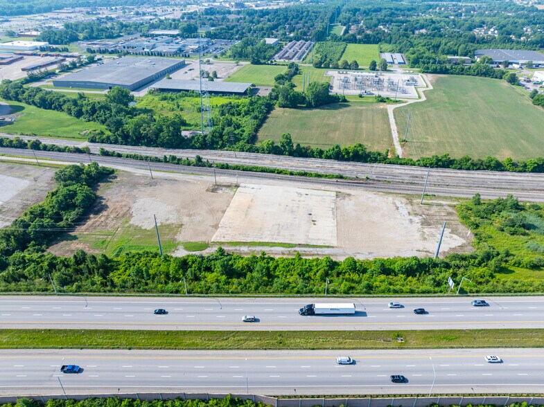 More Photos Of 4100 Truro Station Service Rd, Columbus Manufacturing For Sale