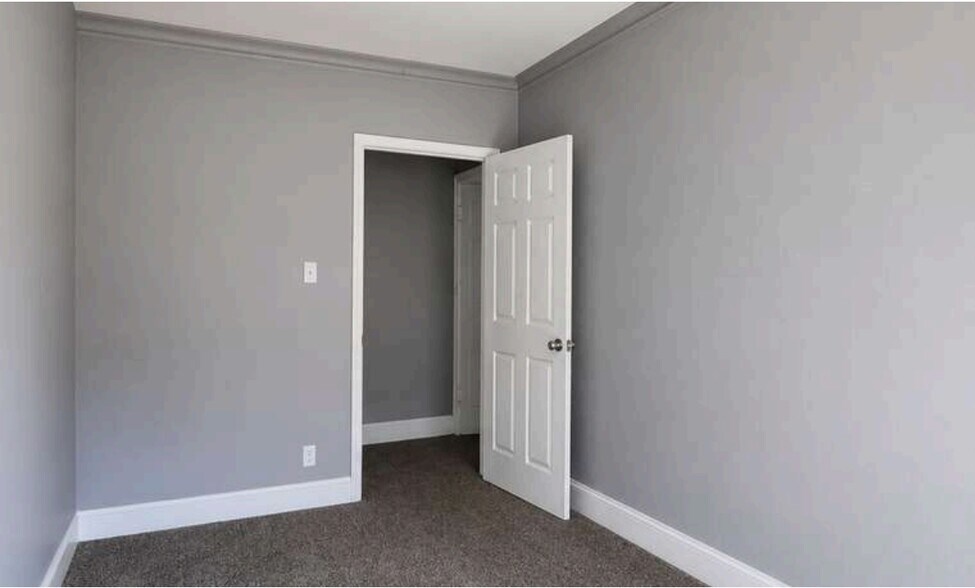 More Photos Of 6825 S Perry Ave, Chicago Apartments For Sale