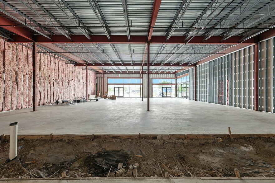 More Photos Of 3114 McKinney St, Melissa Storefront Retail Office For Lease