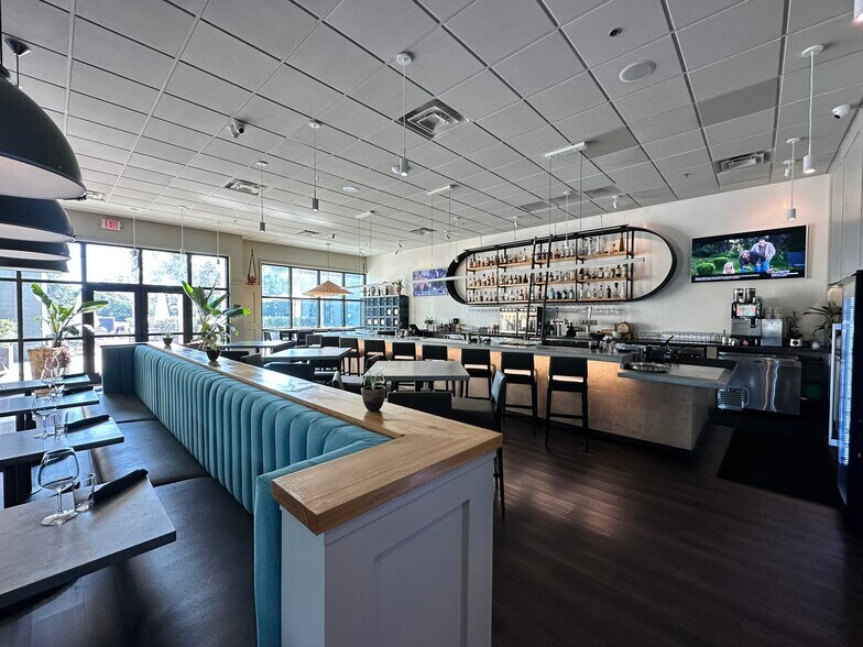 More Photos Of 4771 E County Highway 30A, Santa Rosa Beach General Retail For Lease