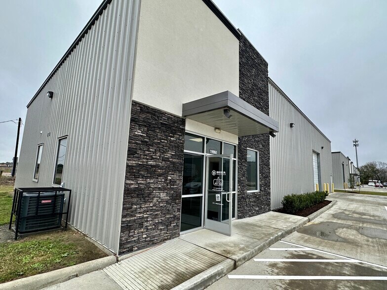 More Photos Of 19968 Franz Rd, Katy Warehouse For Sale