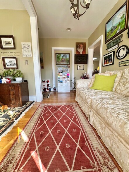 More Photos Of 314 Jefferson Ave, Clifton Forge Hospitality For Sale