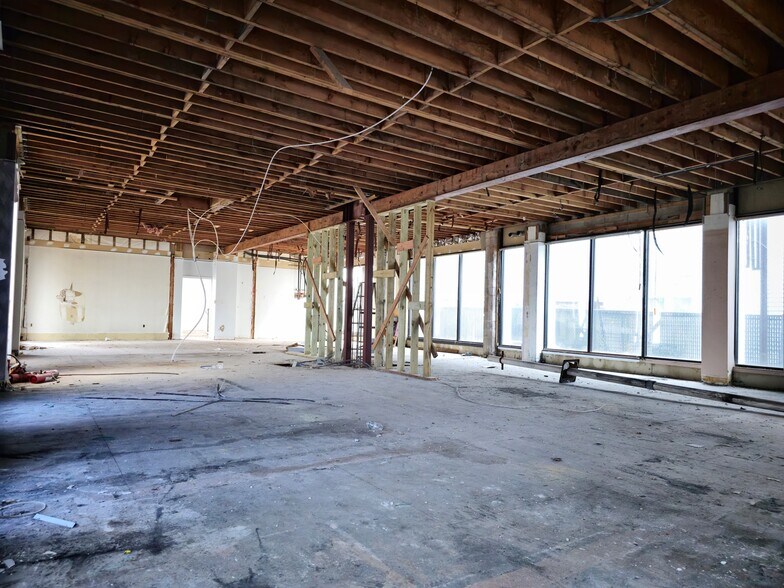 More Photos Of 441-443 E Westfield Ave, Roselle Park Medical For Sale