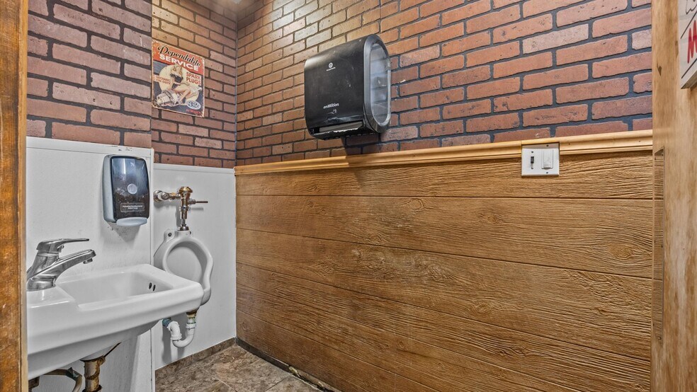 More Photos Of 2178 Railroad Ave, Rifle Restaurant For Sale