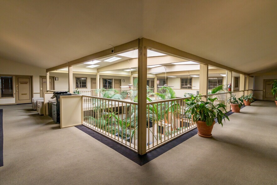 More Photos Of 2740 Fulton Ave, Sacramento Coworking Space