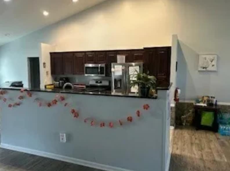 More Photos Of 2086 S Rochester Rd, Rochester Apartments For Sale