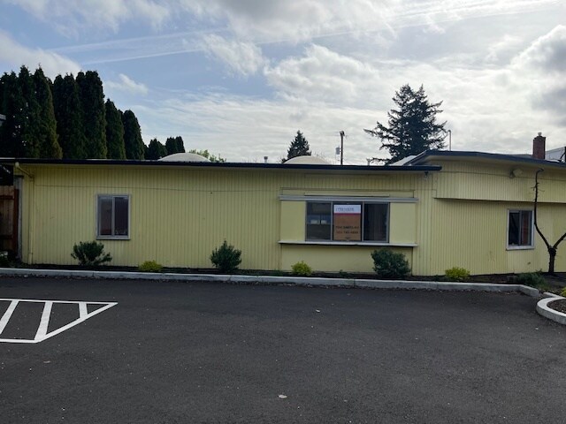 More Photos Of 7981 SE 17th Ave, Portland Freestanding For Sale