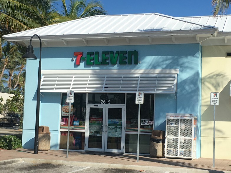 More Photos Of 2401 N Ocean Dr, Singer Island Unknown For Lease