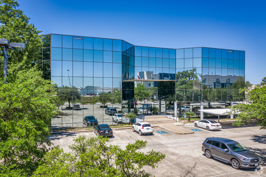 Primary Photo Of 222 Pennbright Dr, Houston Office For Lease