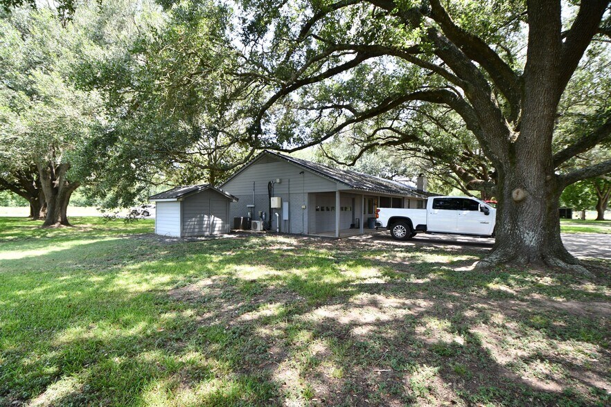 More Photos Of 34507 FM 1093, Simonton Land For Lease