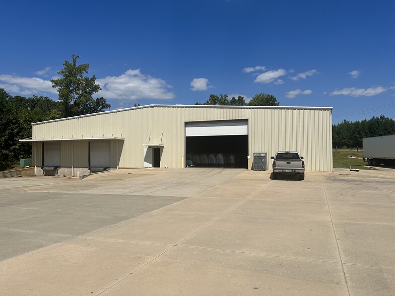 Primary Photo Of 200 Montclair Rd, Salisbury Truck Terminal For Lease