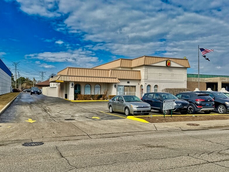 Primary Photo Of 9110 Waukegan Rd, Morton Grove Hotel For Sale