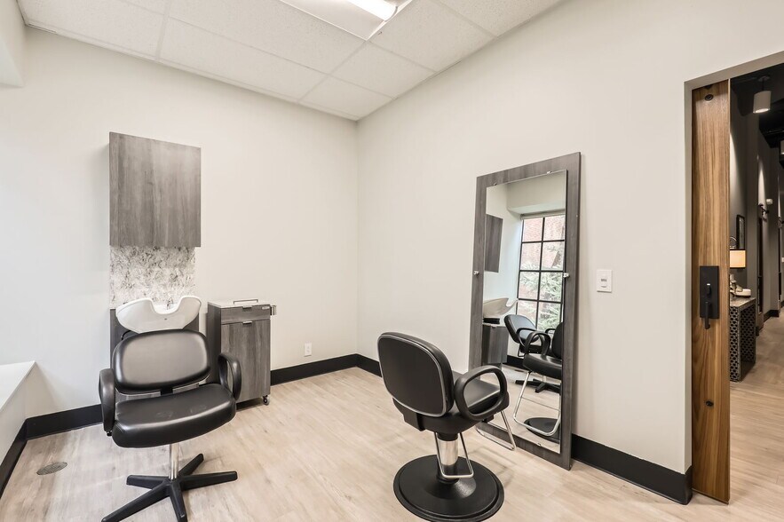 More Photos Of 3000 E 1st Ave, Denver Storefront Retail Office For Lease