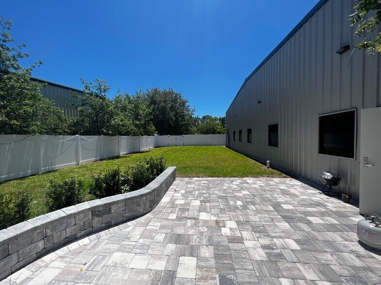 10527 Craig Industrial Dr, Jacksonville, FL 32225 Warehouse For Sale
