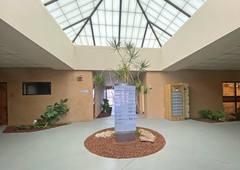 More Photos Of 7520 Montgomery Blvd NE, Albuquerque Medical For Lease