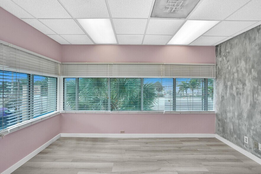 More Photos Of 2400 W Copans Rd, Pompano Beach Showroom For Lease