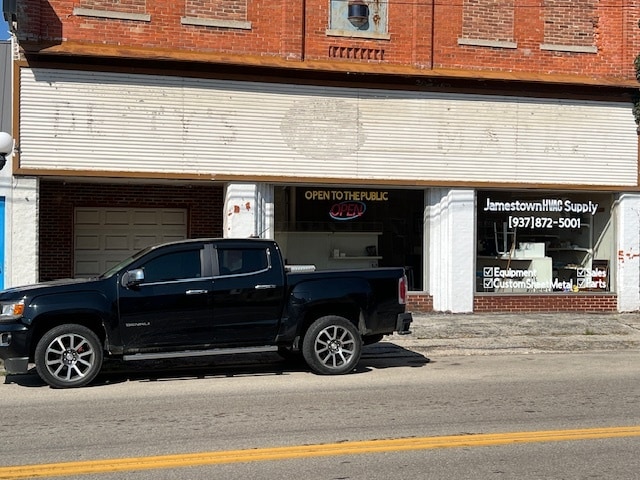 More Photos Of 6 N Limestone St, Jamestown Storefront For Sale