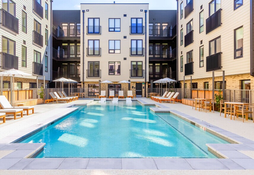 More Photos Of 2025 Fulton Pl, Reston Multifamily For Sale
