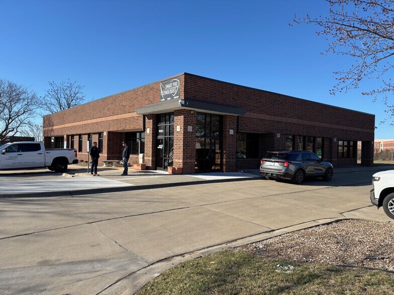 Primary Photo Of 9660 Legler Rd, Lenexa Office For Sale