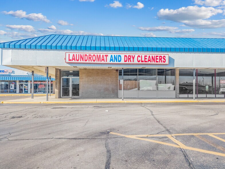 More Photos Of 3300-3332 Chicago Rd, South Chicago Heights Storefront For Sale