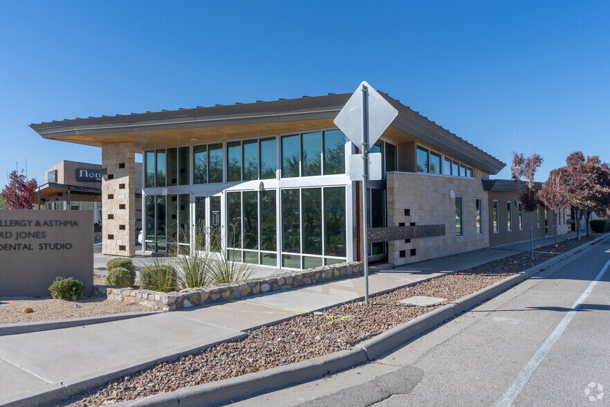 More Photos Of 6301 Northern Pass Dr, El Paso Medical For Sale