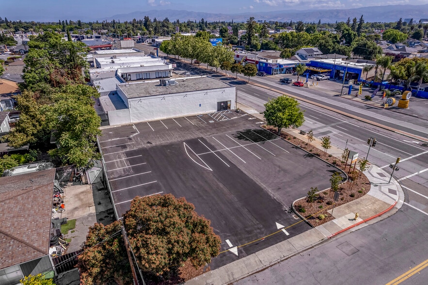 More Photos Of 481 S Bascom Ave, San Jose Freestanding For Lease