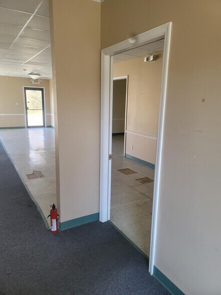 More Photos Of 321 West Ave, Cedartown Office Residential For Sale