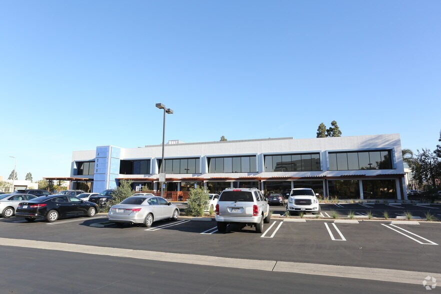 More Photos Of 4000 Westerly Pl, Newport Beach Office For Lease