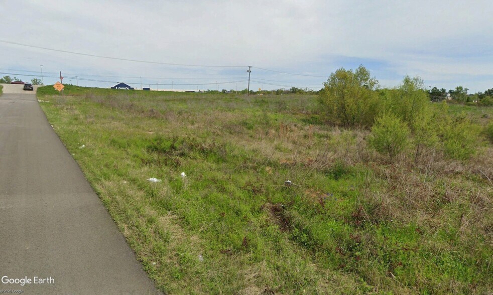 More Photos Of 2800 S Loop 256, Palestine Land For Sale