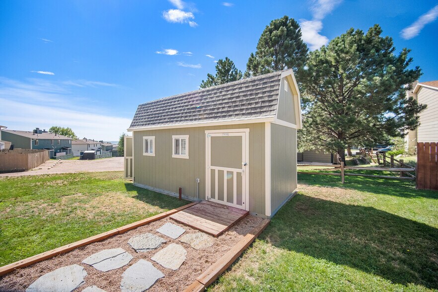 More Photos Of 2350 Split Rock Dr, Colorado Springs Apartments For Sale