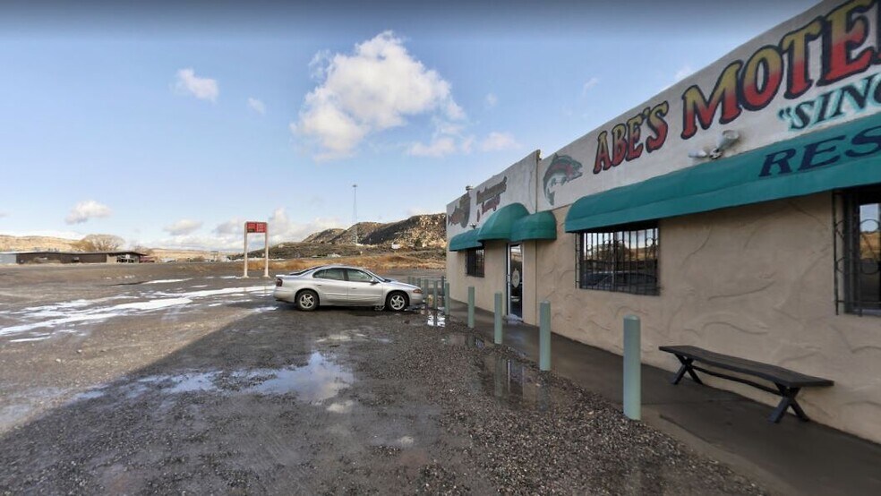 More Photos Of Abe's Motel And Fly Shop, Navajo Dam Hotel For Sale
